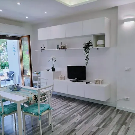 Apartment Biancoperla *